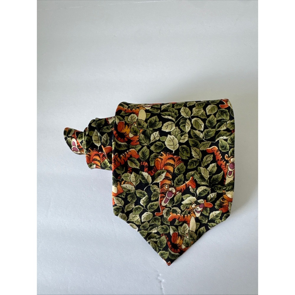Walt Disney World‎ Tigger Necktie 100% Silk Novelty Print Tie